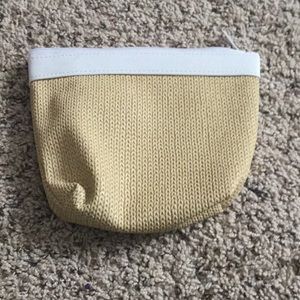 Hand bag